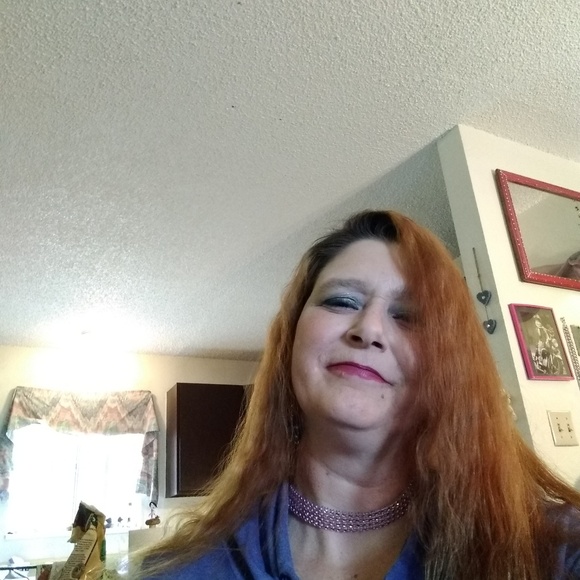 Meet your Posher, Steph.. Choker Queen - Picture 3 of 3